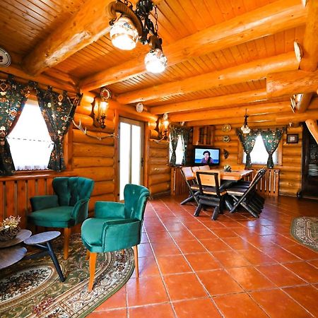 Villa Casa De Lemn Rîşnov Esterno foto