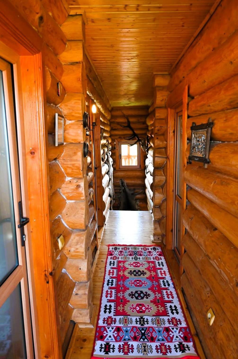 Villa Casa De Lemn Rîşnov Esterno foto