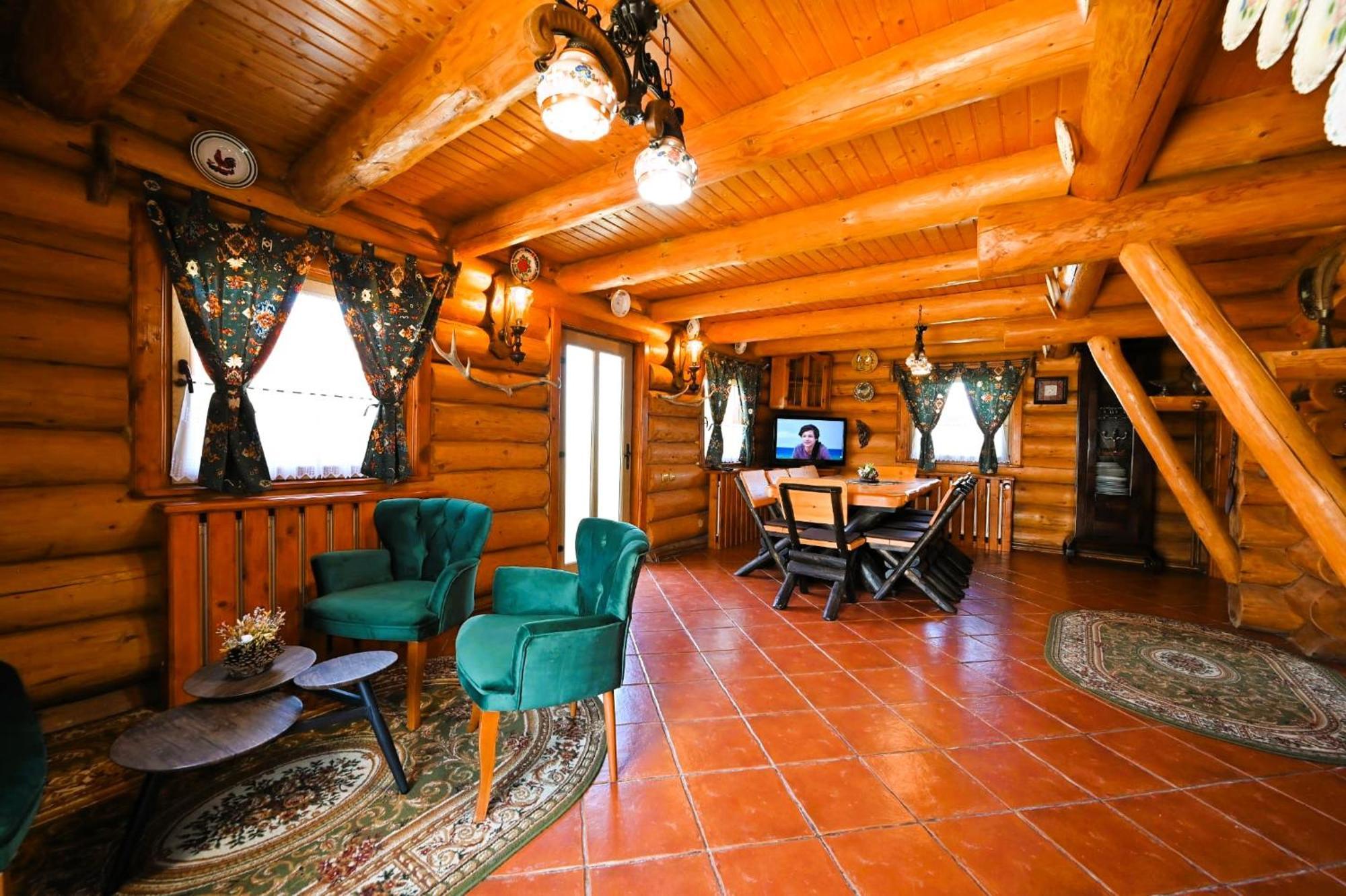 Villa Casa De Lemn Rîşnov Esterno foto