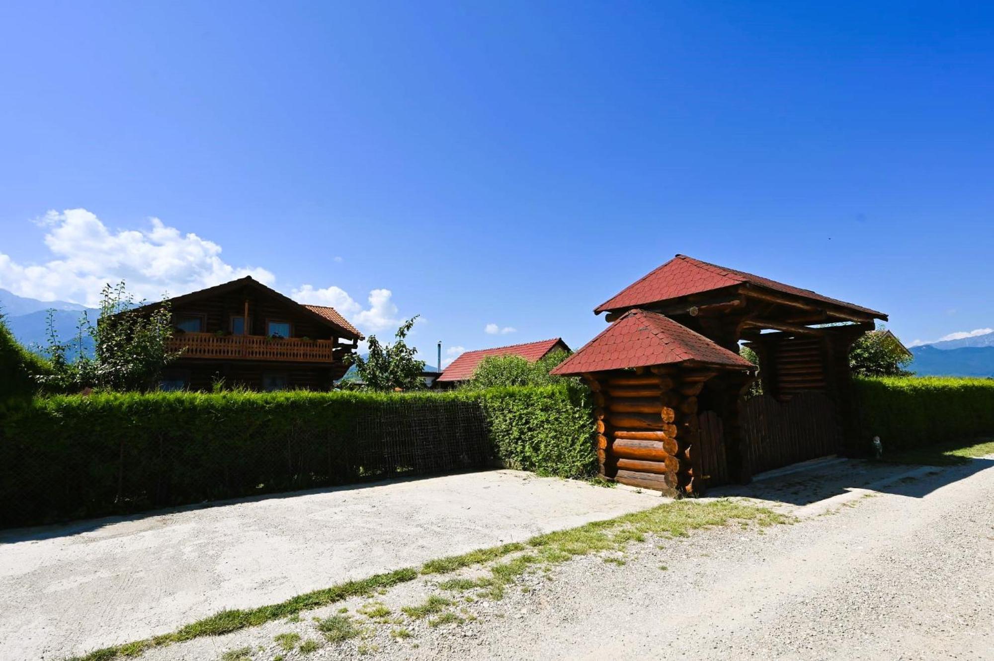 Villa Casa De Lemn Rîşnov Esterno foto