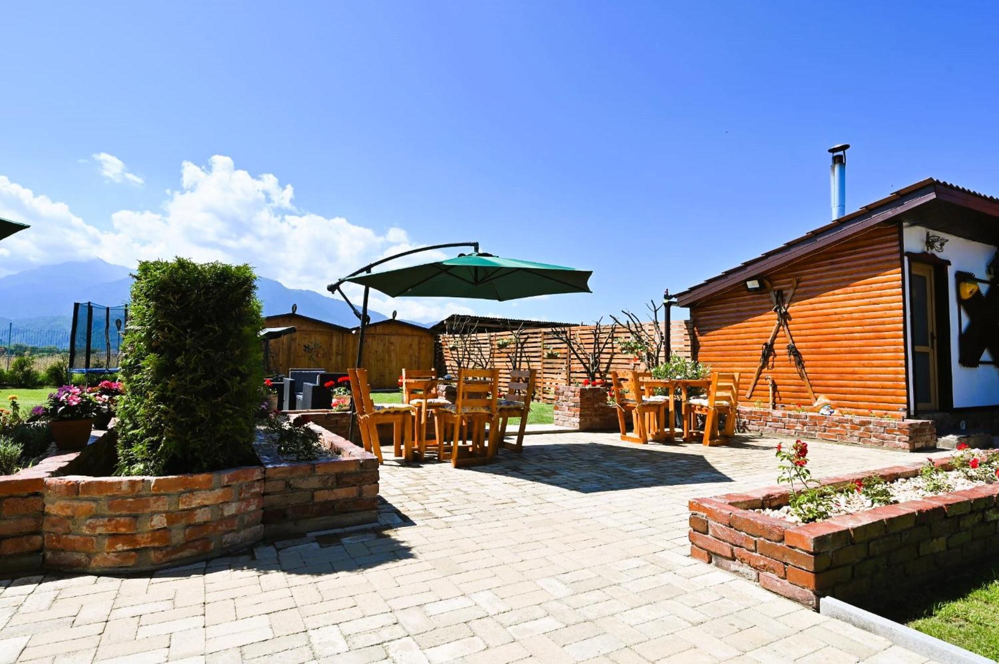 Villa Casa De Lemn Rîşnov Esterno foto